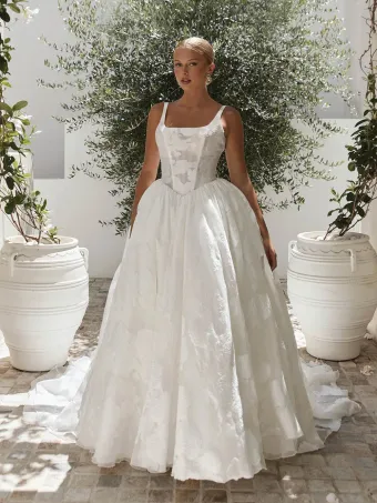 Serene by Madi Lane Mirage #0 default frontface vertical thumbnail
