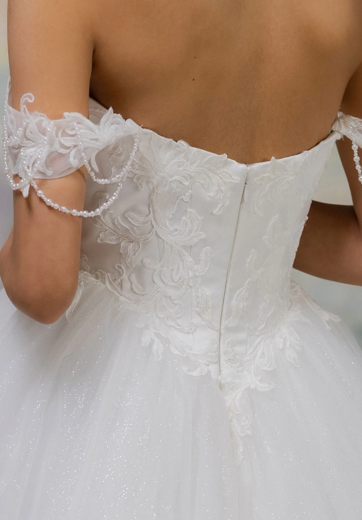 Morilee Style #1050028 #3 backface vertical cropped picture