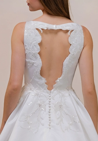 Morilee Style No. 1050055 #5 backface vertical cropped thumbnail