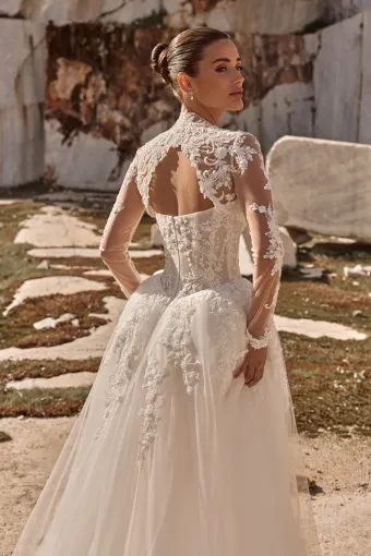 Katy Corso Style# Calista #4 backface vertical cropped thumbnail