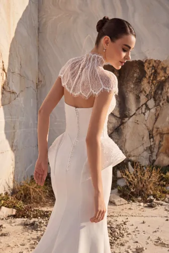 Katy Corso Style# Lorelei #5 backface vertical cropped thumbnail