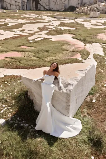Katy Corso Style# Vidia #2 frontface vertical thumbnail
