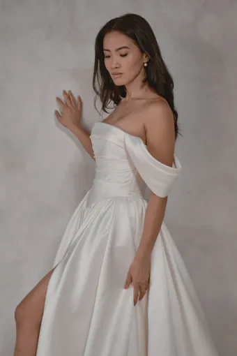 Seraphine Bridal Halo #9 frontface vertical cropped thumbnail
