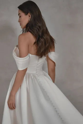 Seraphine Bridal Halo #15 backface vertical cropped thumbnail