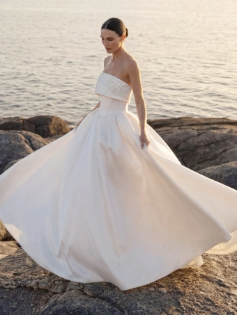 Pronovias Ardian #1 frontface vertical thumbnail