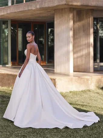Pronovias #Cillian #3 default backface vertical cropped thumbnail