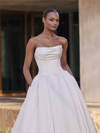 Pronovias #Cillian #2 frontface vertical cropped thumbnail