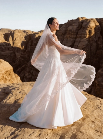 Pronovias Elser #1 vertical thumbnail