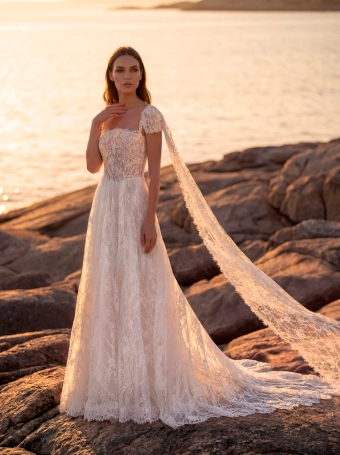 Pronovias Exyvor #0 default frontface vertical thumbnail