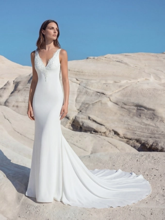 Pronovias Jonia #0 default frontface vertical thumbnail
