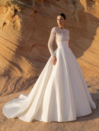 Pronovias Smylie #0 default frontface vertical thumbnail