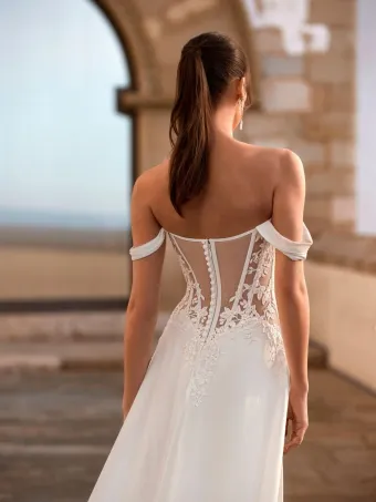 Love by Enzoani Style #FELINNA #2 backface vertical cropped thumbnail