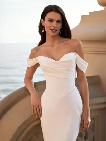 Love by Enzoani Style #FONTENA #1 frontface vertical cropped thumbnail