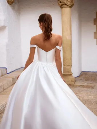 Love by Enzoani Style #FOREST #2 backface vertical cropped thumbnail