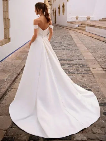 Love by Enzoani Style #FRANCINA #1 vertical thumbnail