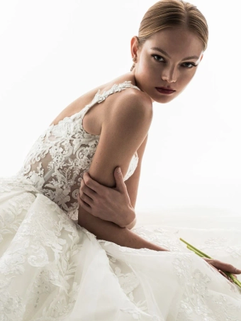Privé Style #Geranium #3 backface vertical cropped thumbnail