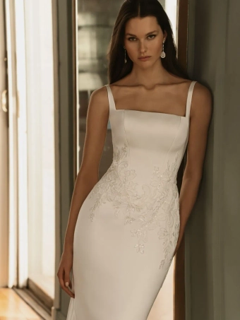 Élysée Style #Honor #3 frontface vertical cropped thumbnail