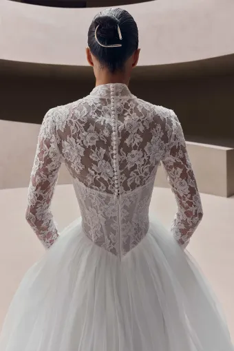 Milla Nova - White and Lace Annamaria #6 backface vertical cropped thumbnail