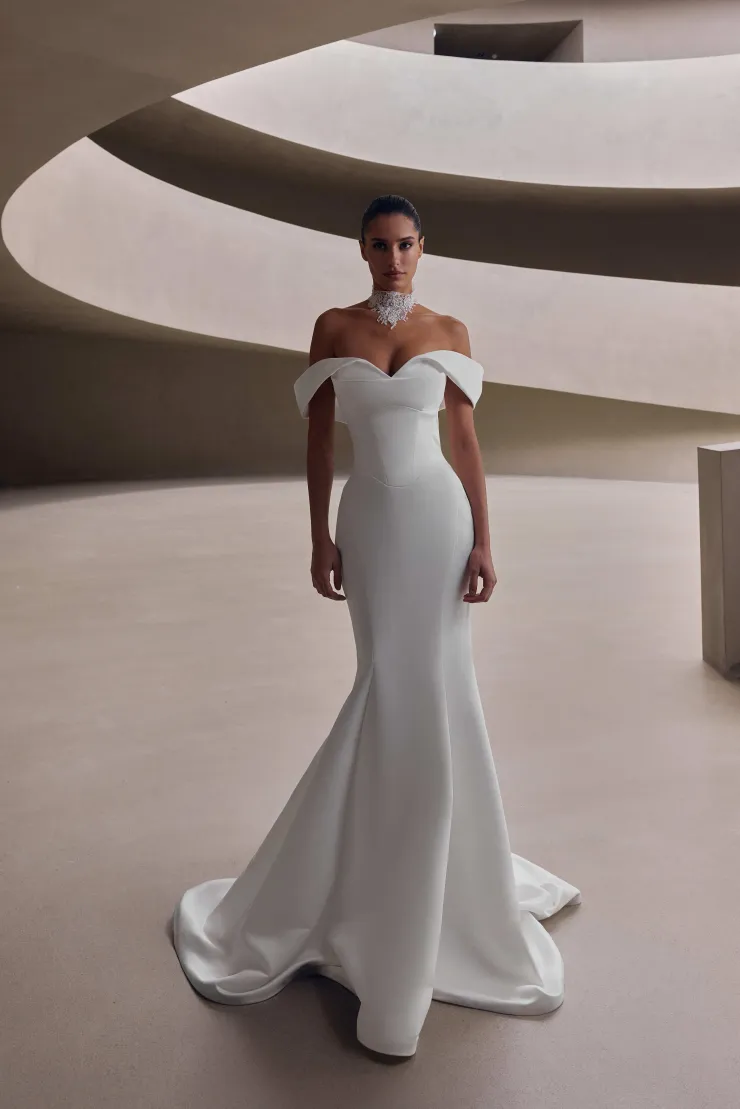 Milla Nova - White and Lace Elarinne Default Thumbnail Image