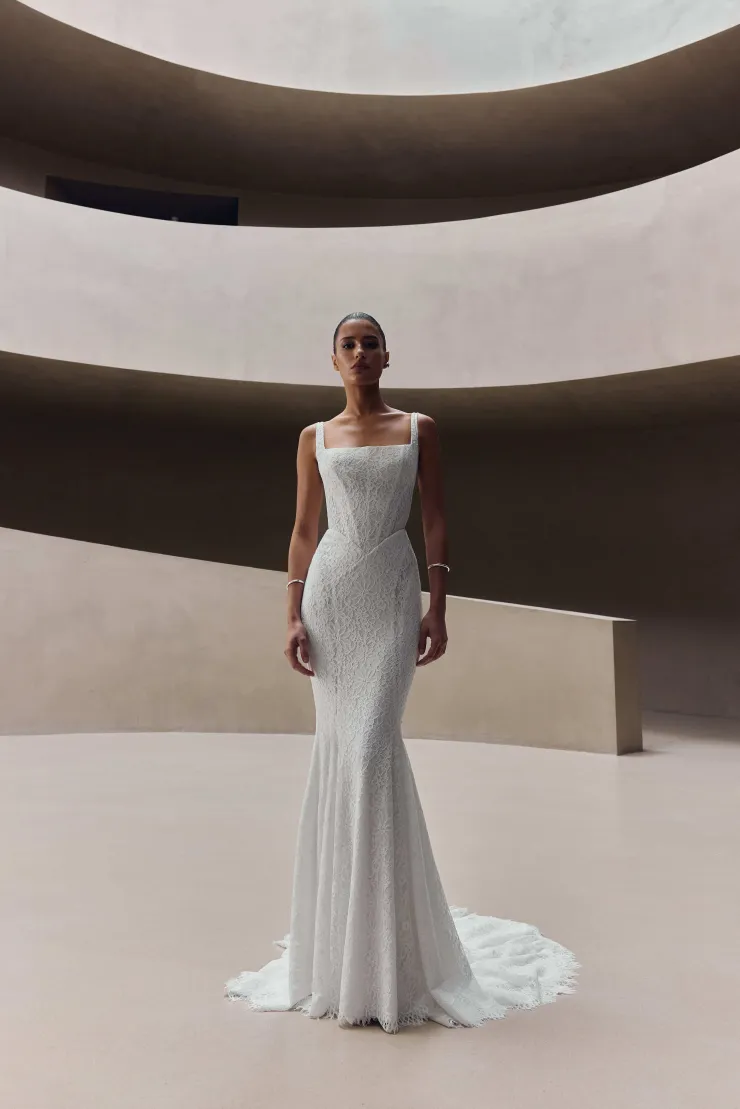 Milla Nova - White and Lace Luce Default Thumbnail Image