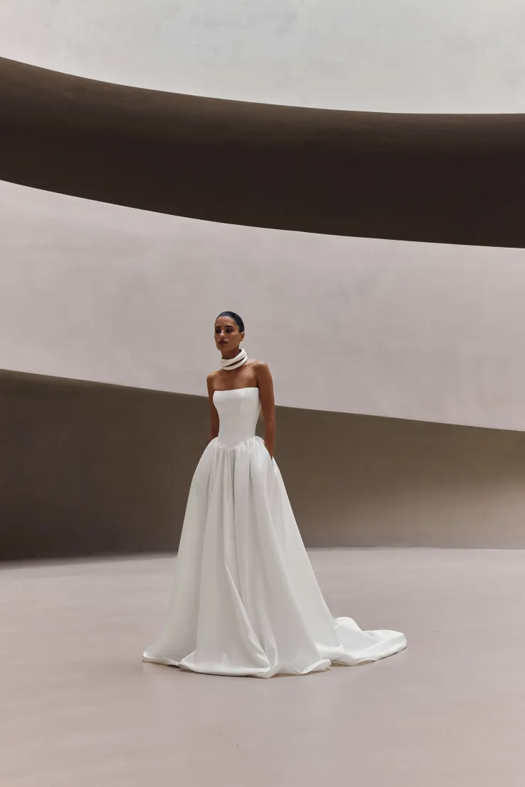 Milla Nova - White and Lace Norienne Default Thumbnail Image