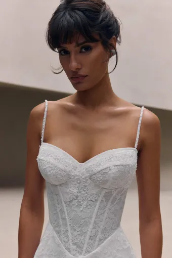 Milla Nova - White and Lace Tavira #2 frontface vertical cropped thumbnail