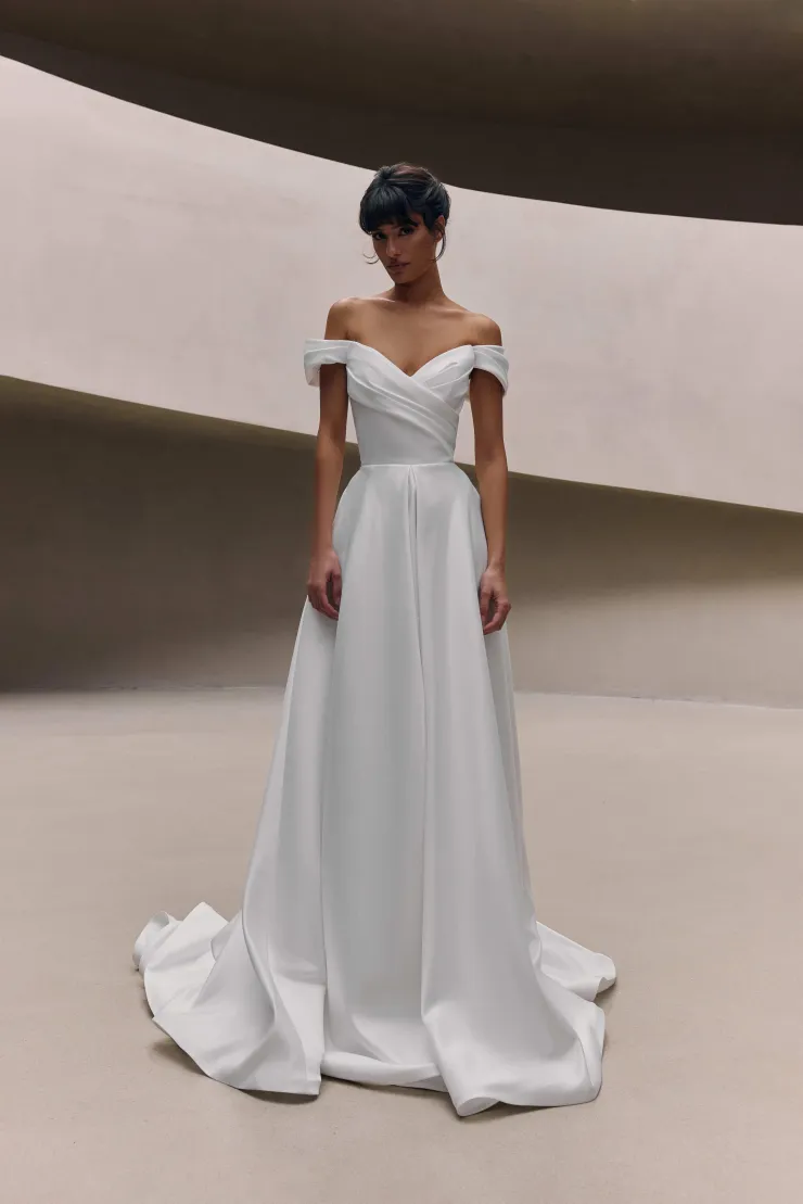 Milla Nova - White and Lace Teyra Default Thumbnail Image