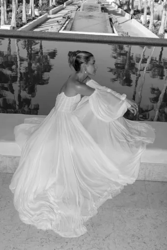 Locket Chantal #1 backface vertical thumbnail