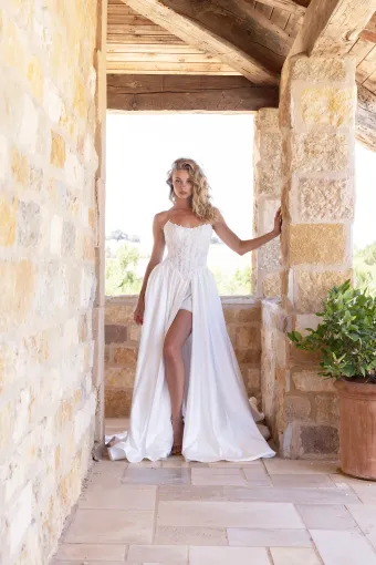 Elissar Bridal Style #Adell #1 frontface vertical thumbnail