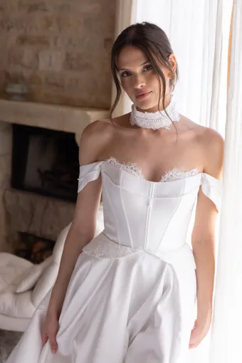 Elissar Bridal Style #Billie #4 frontface vertical cropped thumbnail
