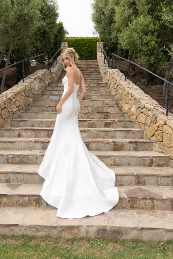 Elissar Bridal Style #Celine #3 backface vertical thumbnail
