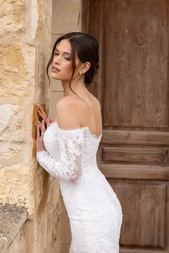 Elissar Bridal Style #Dalia #4 backface vertical cropped thumbnail
