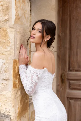 Elissar Bridal Style #Dalia #5 backface vertical cropped thumbnail