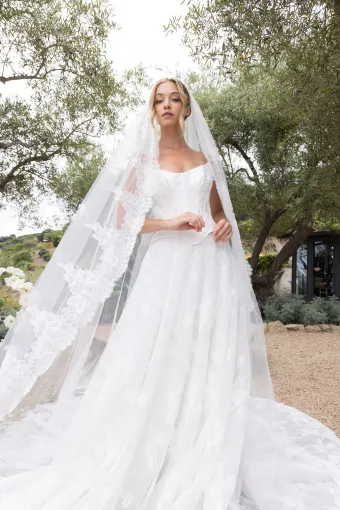 Elissar Bridal Style #Delphine #6 frontface vertical cropped thumbnail