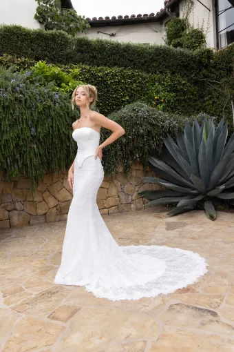Elissar Bridal Style #Faye #1 frontface vertical thumbnail