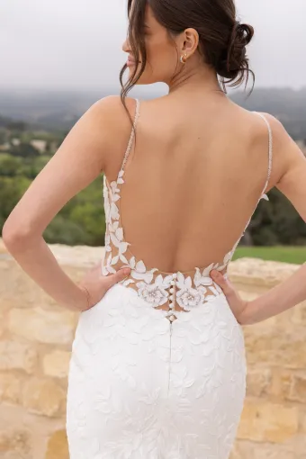 Elissar Bridal Style #Freya #5 backface vertical cropped thumbnail