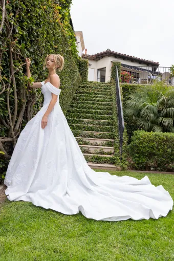 Elissar Bridal Style #Hannah #1 frontface vertical thumbnail