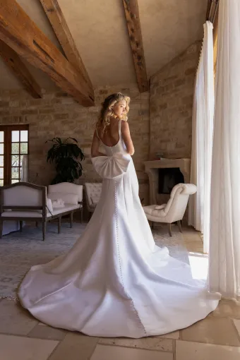 Elissar Bridal Style #Hazel #5 default backface vertical thumbnail