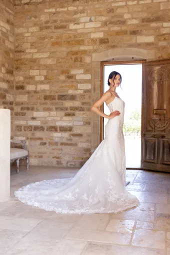 Elissar Bridal Style #Mia #2 frontface vertical thumbnail