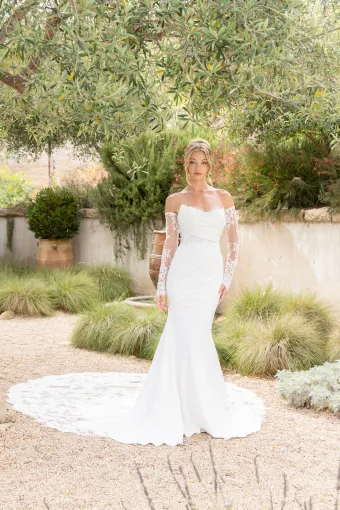 Elissar Bridal Style #Ruby #0 default frontface vertical thumbnail