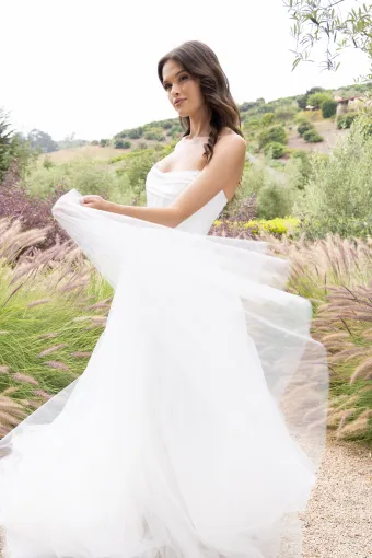 Elissar Bridal Style #Viviana #3 frontface vertical cropped thumbnail