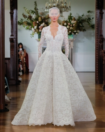 Monique Lhuillier Divinity #0 default frontface vertical thumbnail