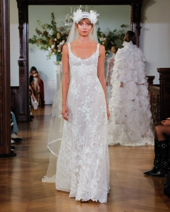 Monique Lhuillier Felicity #0 default frontface vertical thumbnail