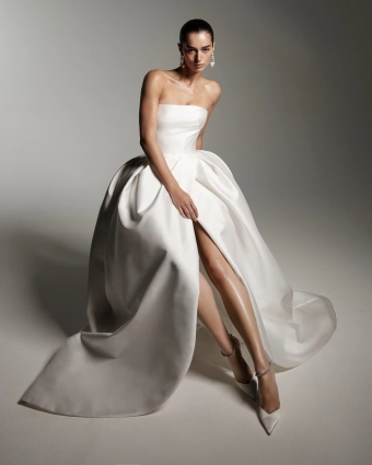 Monique Lhuillier Doheny #0 default frontface vertical thumbnail