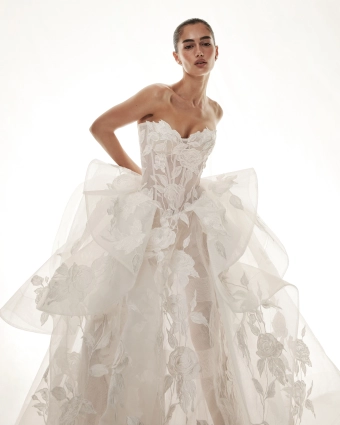 Monique Lhuillier Maxfield #0 default frontface vertical cropped thumbnail