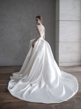 Choie Bridal Alora #2 default backface vertical thumbnail