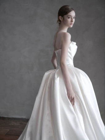 Choie Bridal Alora #3 vertical cropped thumbnail