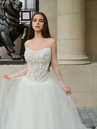 Choie Bridal Caelira #4 frontface vertical cropped thumbnail