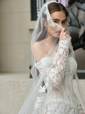 Choie Bridal Elin #4 frontface vertical cropped thumbnail