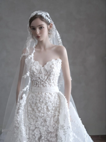 Choie Bridal Luma #3 frontface vertical cropped thumbnail